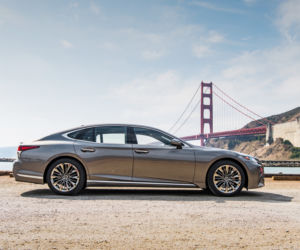 nowy Lexus LS500