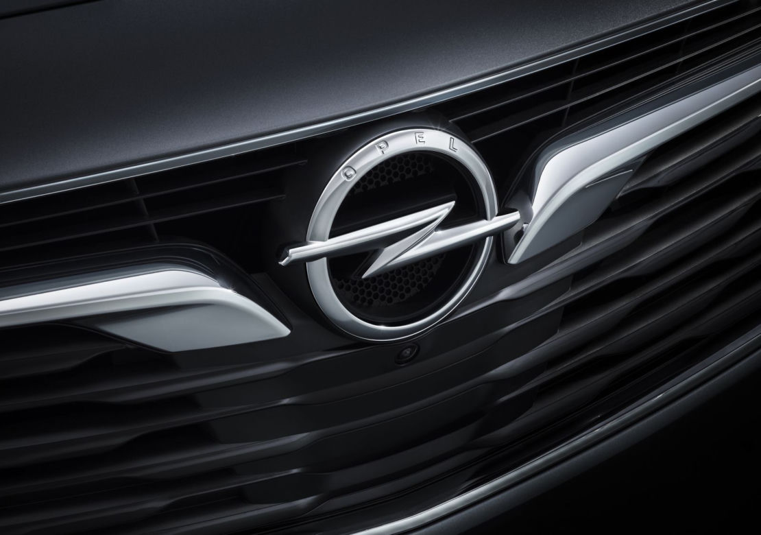 Opel Insignia Sports Tourer 1.6 Turbo 200 KM A6
