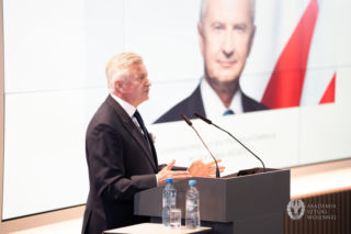 Polska potrzebuje nowej Strategii Bezpieczeństwa Narodowego? Wiceszef MON ujawnia, co musi się zmienić