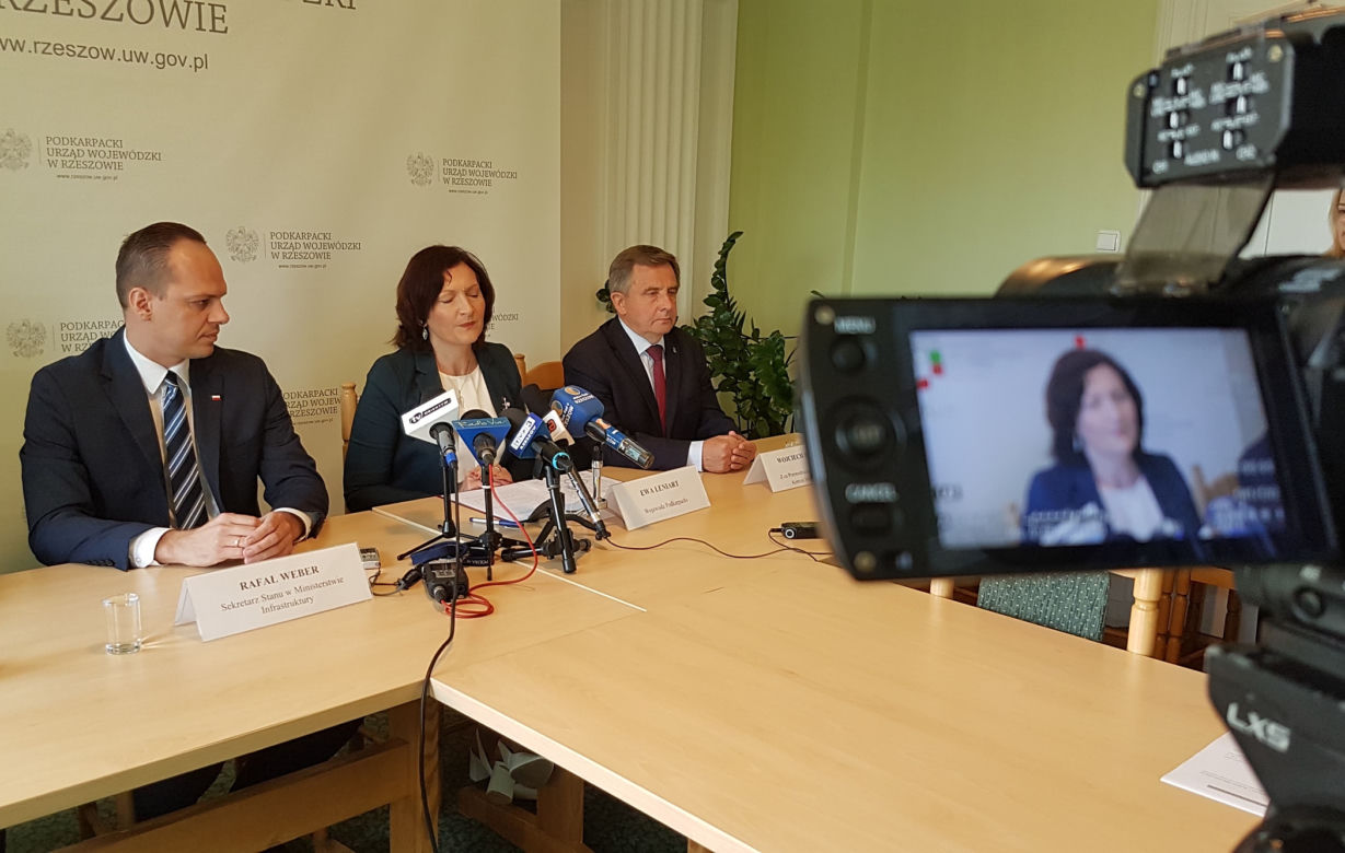 Rząd dopłaci do komunikacji publicznej na Podkarpaciu