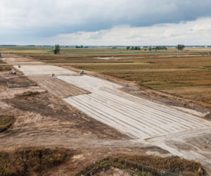Plac budowy Portu Polska i jego wizualizacje
