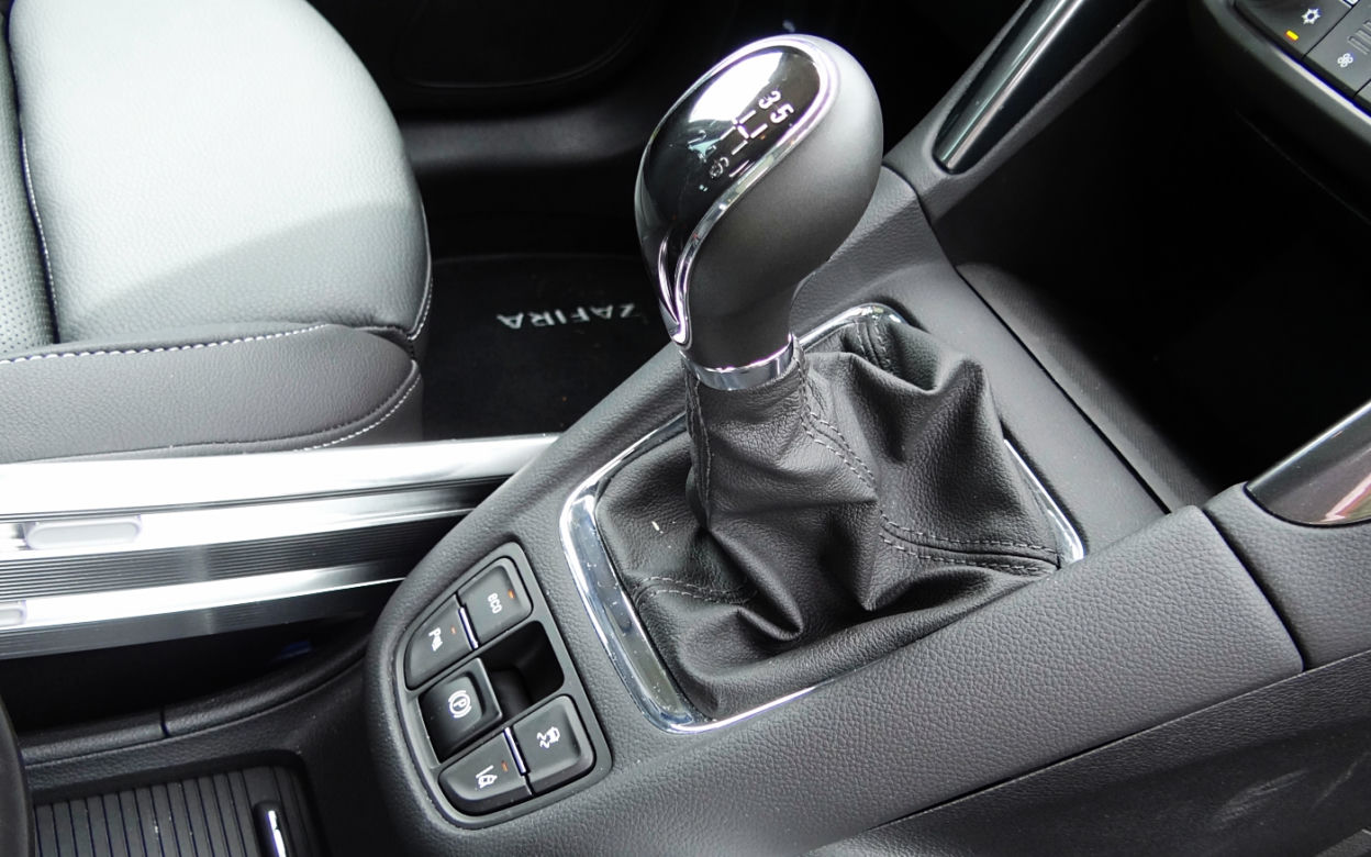 Opel Zafira 2017