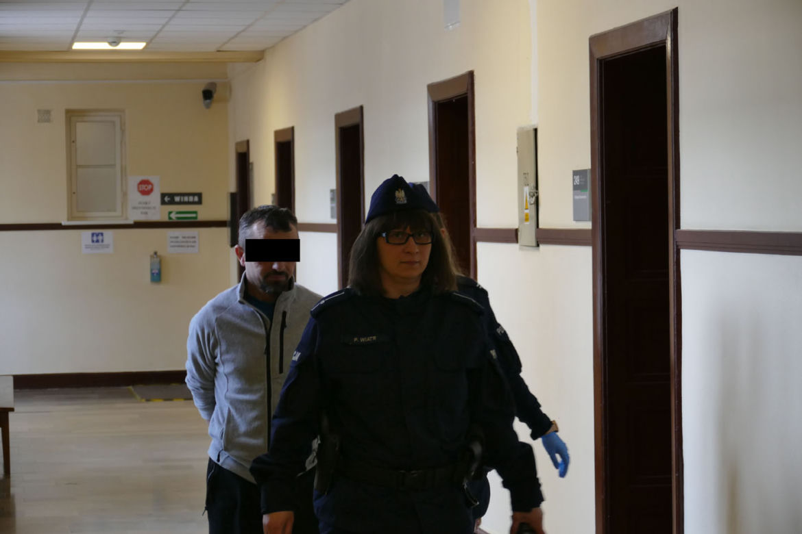 Nie pamięta, że zabił. Teraz ujrzał krwawe dzieło swoich rąk 