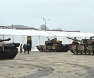 Wszystkie Abramsy z Australii już na Ukrainie. Skomplikowana operacja