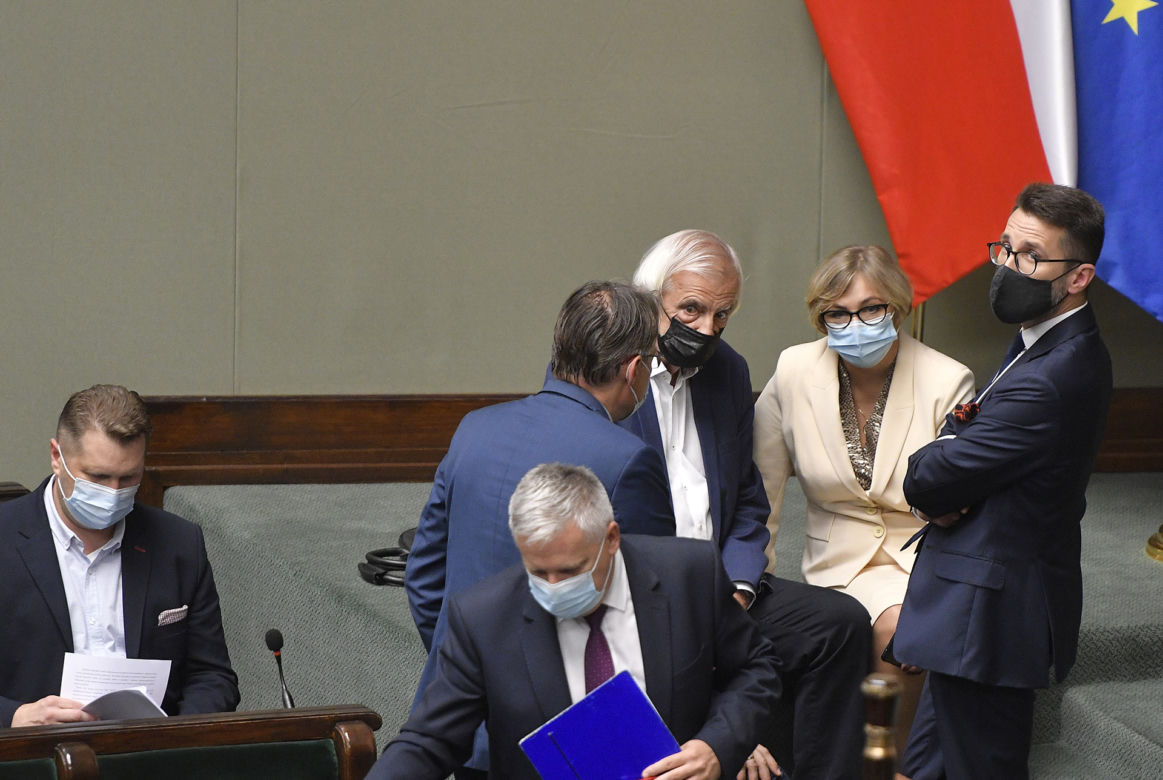 Reasumpcja głosowania w Sejmie Wojna o TVN trwa