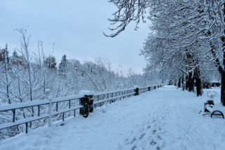 Małopolska zasypana śniegiem. Ponad 700 interwencji Straży Pożarnej