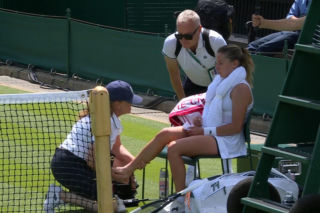 Wimbledon: Była piłka meczowa, chwile grozy Mai Chwalińskiej! Potrzebny był medyk