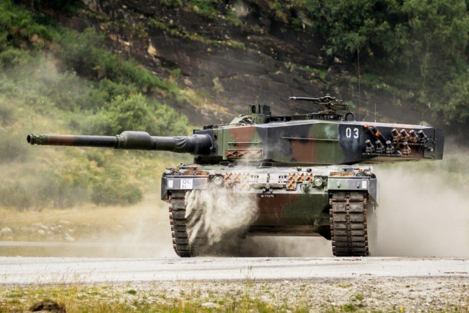 Szwajcarski Leopard 2A4