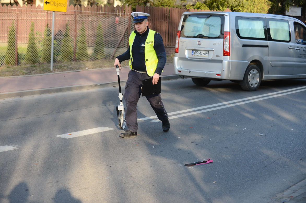 Zginęła 9-letnia dziewczynka, którą potrąciła karetka