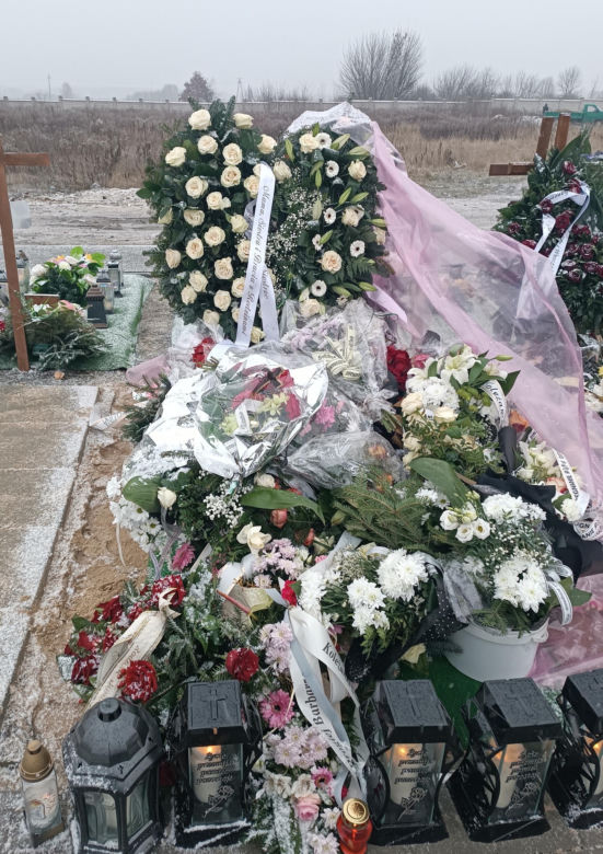 Rozstrzelał Basię i spłonął