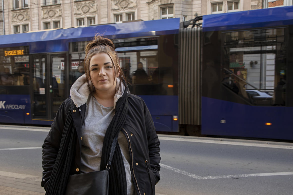 Wściekła kanarzyca napadła mnie w tramwaju