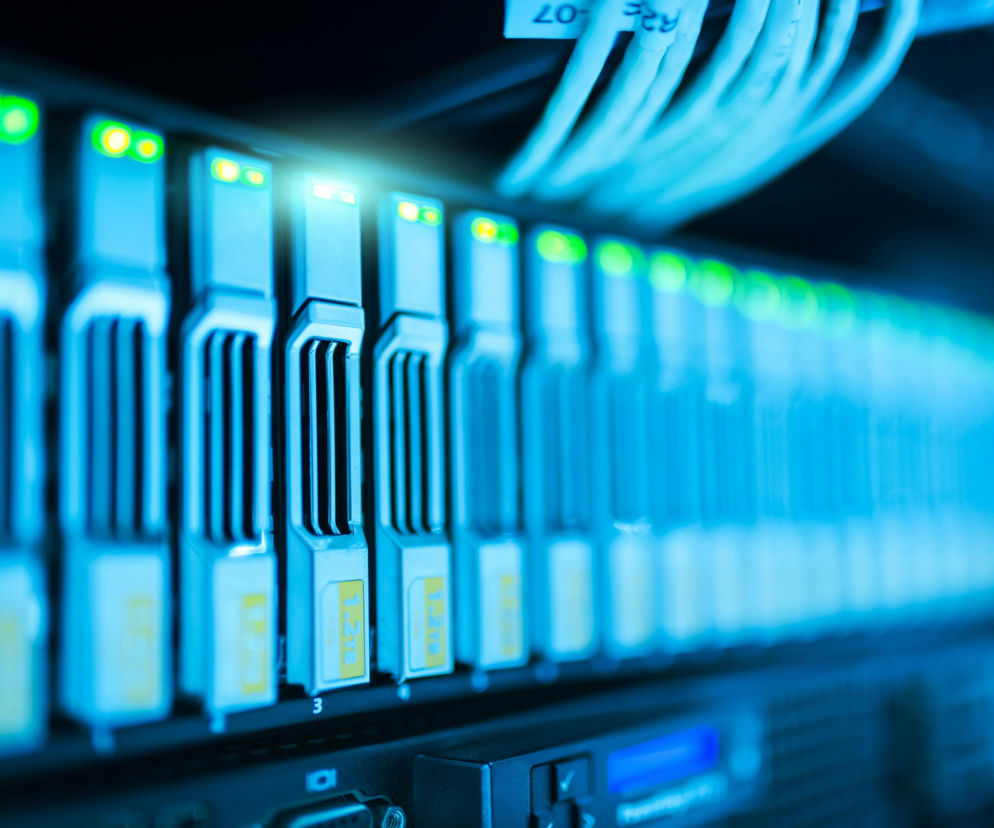 Miliardowe inwestycje w Polsce. W tych dwóch miastach powstaną potężne centra danych