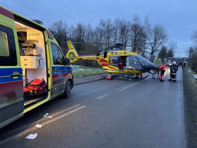 Tragiczny wypadek w Małopolsce. Nie żyje 21-latek, 17-latka trafiła do szpitala ciężko ranna