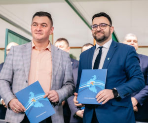 Powiat rzeszowski i łańcucki z porozumieniem o wsparciu w kryzysach. Chodzi o sprzęt, logistykę i ewakuację