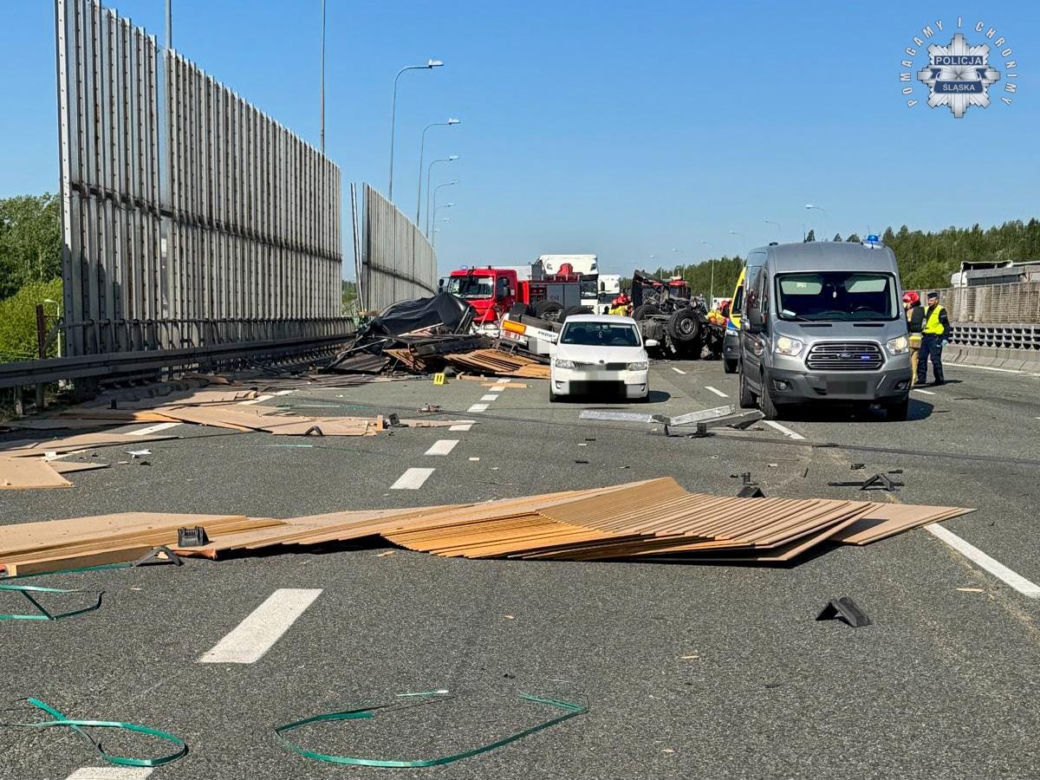 Śmiertelny wypadek na autostradzie A4 w Zabrzu. Droga była zupełnie zablokowana