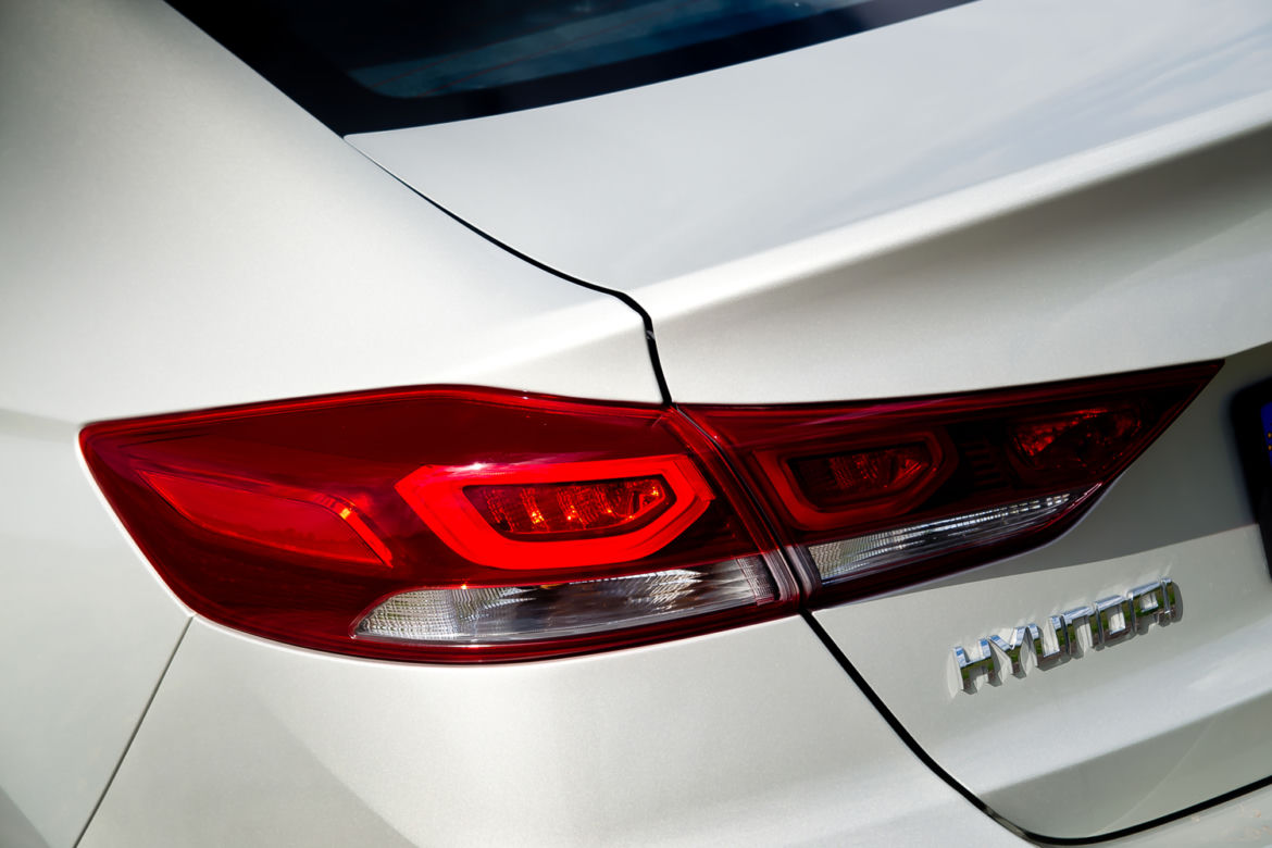 Hyundai Elantra VI generacja