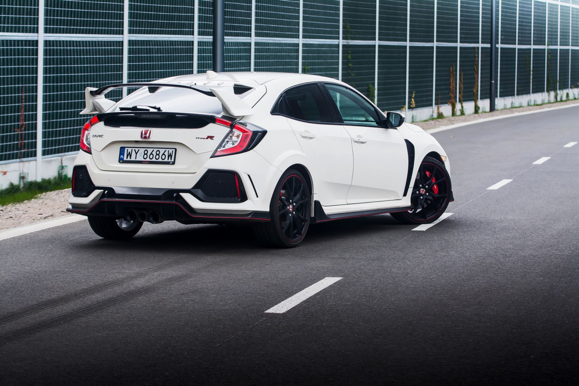 Honda Civic Type R 2.0 i-VTEC Turbo 320 KM