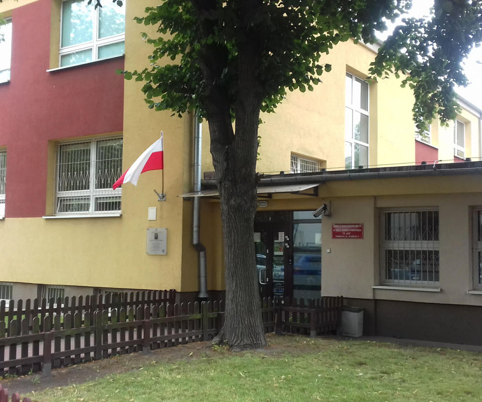 Zamiast do przedszkola, prosto do podstawówki. Trudna sytuacja trzylatków na Żoliborzu