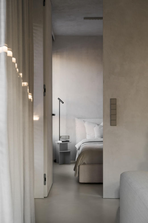 Minimalistyczne mieszkanie architektki