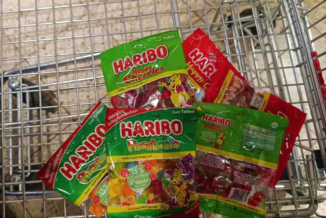 Żelki Haribo w polskich i niemieckich sklepach