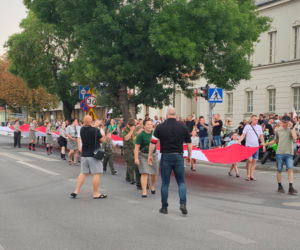 „Cześć i chwała bohaterom!”. Siedlczanie spotkali się w centrum miasta, by uczcić 82. rocznicę wybuchu Powstania Warszawskiego