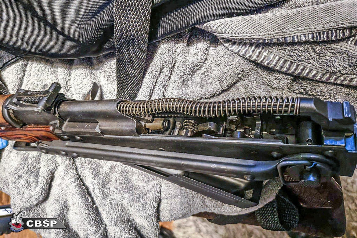 AK-47, pistolet Glock, tysiące tabletek, a to nie wszystko. Spektakularna akcja CBŚP w Krakowie