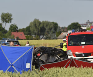 Wypadek w Elżbietowie. Zginęły dwie rodziny 