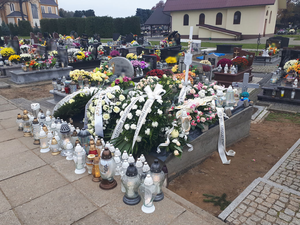 Grób Natalki z Głowaczowej. Zamordował ją młodszy brat