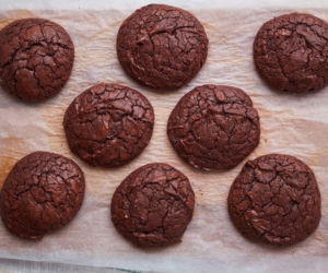 Te ciasteczka czekoladowe piekę z 5 składników. To najlepszy sposób na dobry humor 