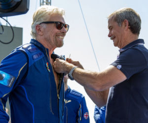 Miliarder Richard Branson poleciał w kosmos 