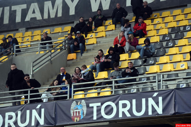 PRES Grupa Deweloperska Toruń - Bayersystem GKM Grudziądz, zdjęcia kibiców i zawodników ze sparingu przed startem PGE Ekstraligi