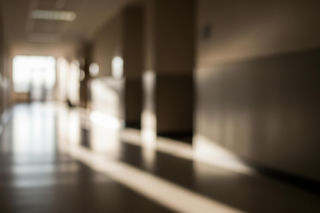 Wychowawcy z Jerzmanic oskarżeni o znęcanie. Co ujawnił monitoring w ośrodku?