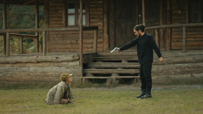 Dziedzictwo, odc. 870. Nana, Szakal