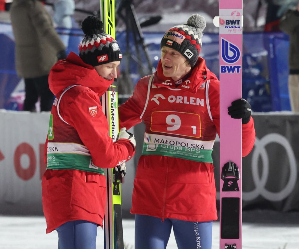 Puchar Świata w skokach. Trzecie miejsce polskiego duetu