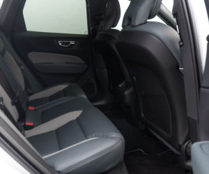 Volvo XC60 B4 Mild Hybrid FWD AT8 Momentum