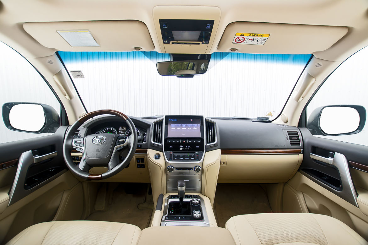 Toyota Land Cruiser V8 Limited