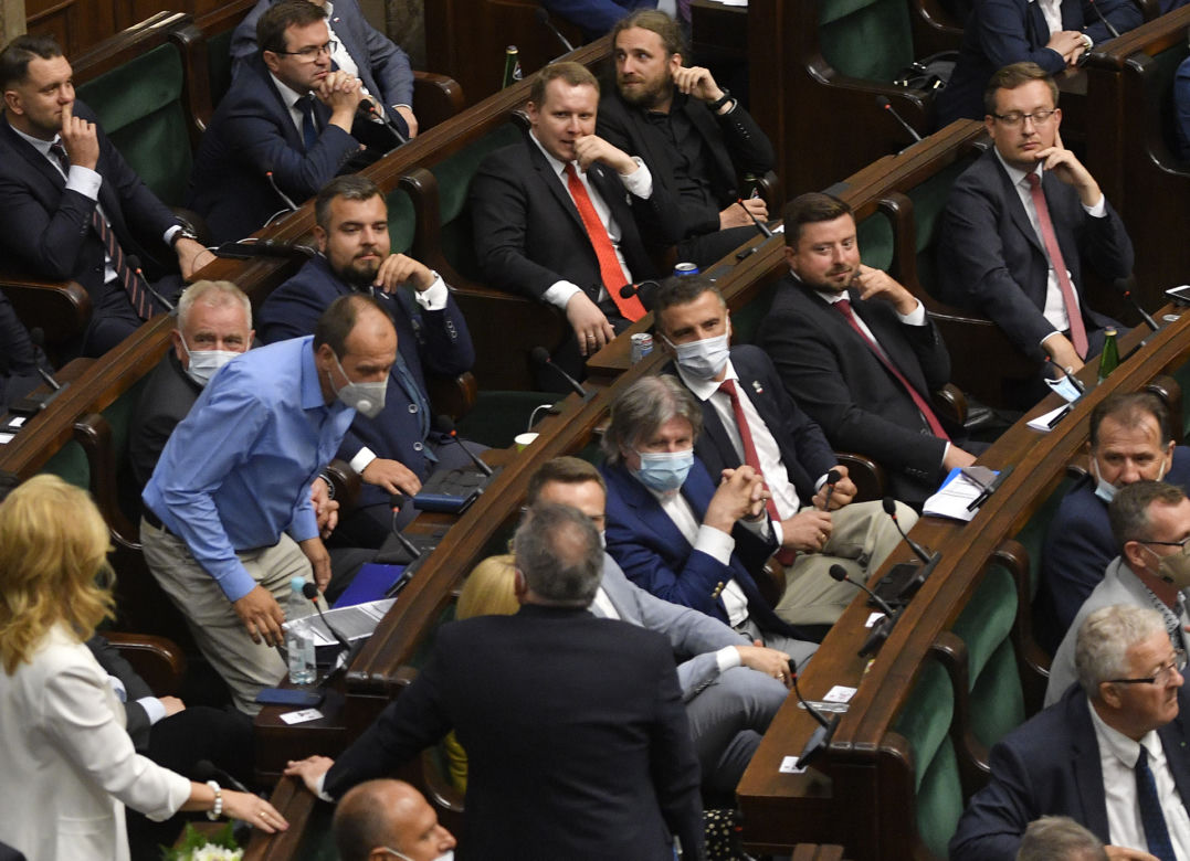 Kukiz zmieszany z błotem! Posłowie opozycji tego mu nie darują