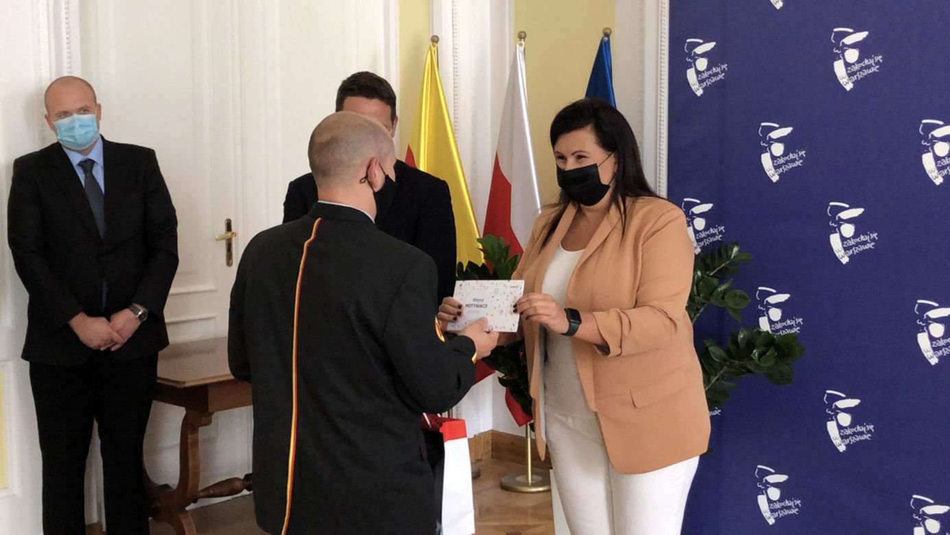Oto warszawscy bohaterowie. Oni ratowali życie pasażerom