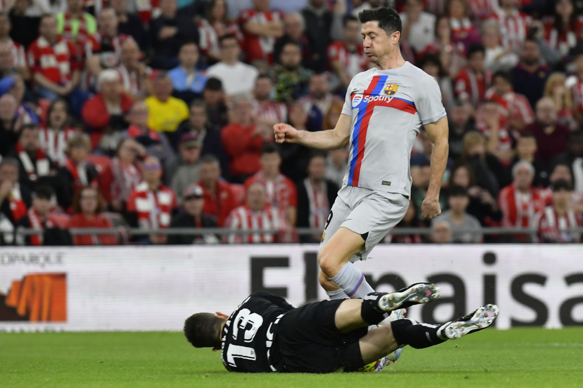 Lewandowski kontra Benzema: Piękne kobiety i szybkie fury