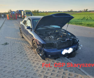 Tragedia pod Radomiem! Audi wjechało na chodniku w dwie kobiety. Jedna nie żyje [ZDJĘCIA]