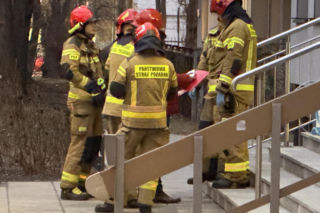 Przyniósł kopertę z białym proszkiem do komisariatu w centrum Warszawy