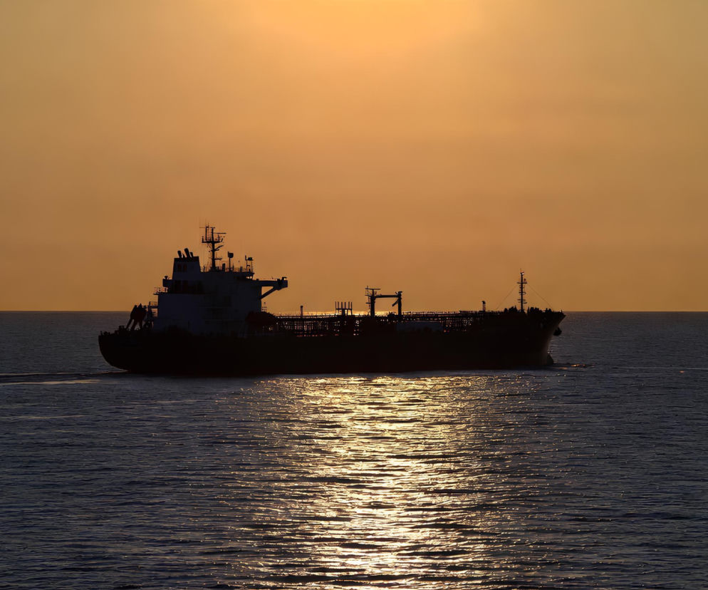 flota cieni, tankowiec, sankcje, Rosja