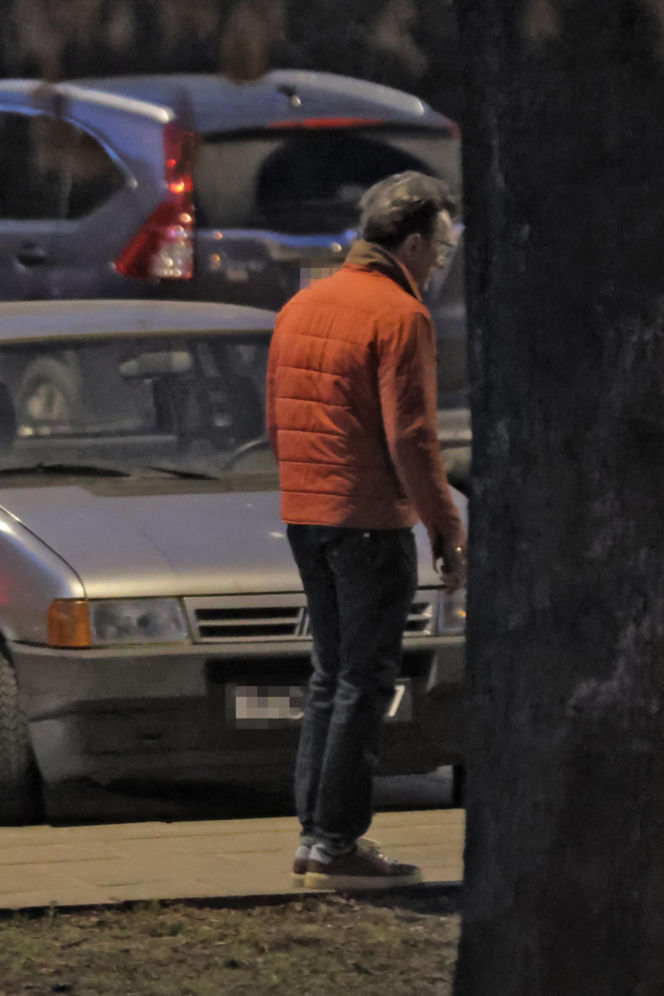 Paweł Wilczak szuka złota w w lombardzie