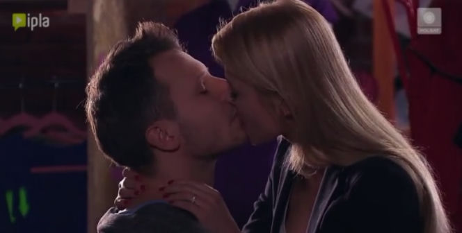 Pierwsza miłość odc. 2087. Jowita (Joanna Opozda), Radek (Mateusz Banasiuk)