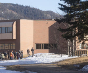 Zabiła matkę i brat, a potem dokonała masakry w szkole. Nowe fakty 