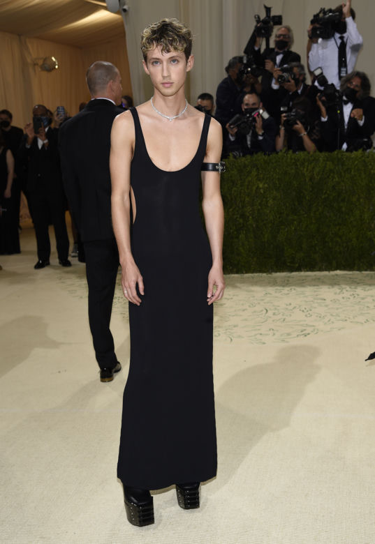 Stylizacje gwiazd MET GALA 2021