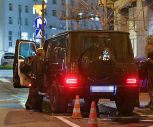 Anna Lewandowska parkuje na zakazie