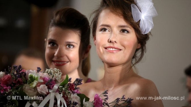 M jak miłość odc. 1076. Ala (Olga Frycz), Olga (Marta Ścisłowicz) 