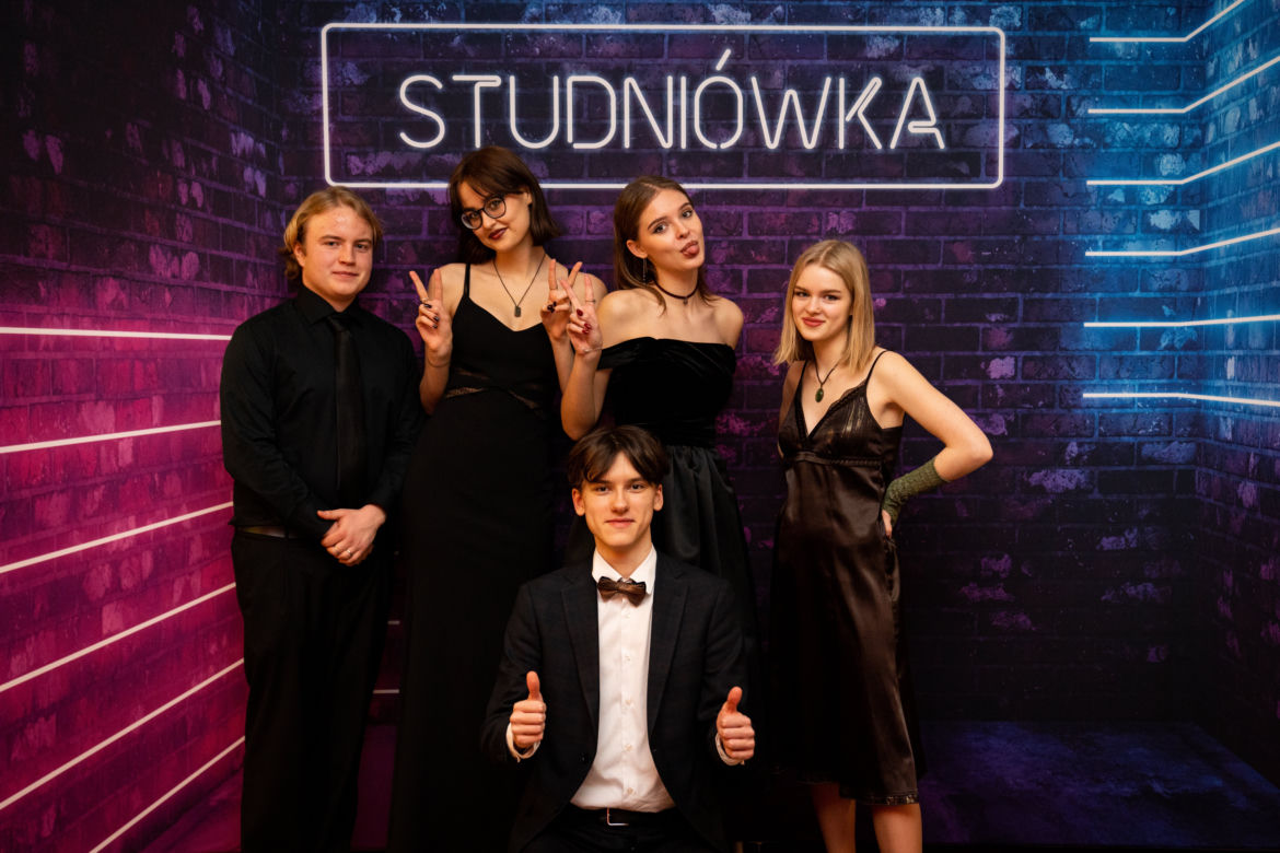 Studniówka VLO