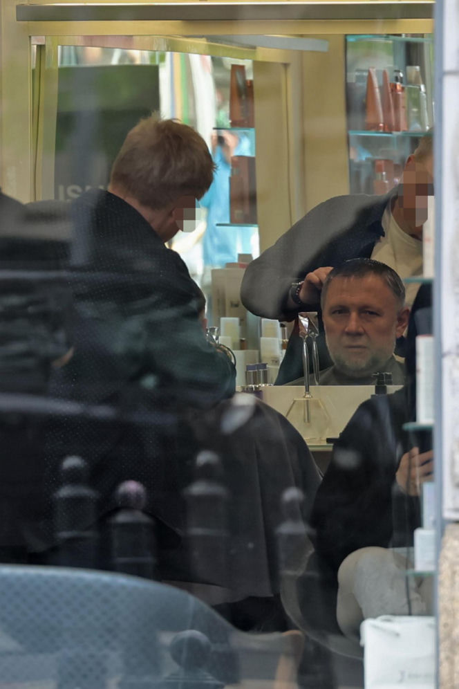 Minister Kierwiński wpadł do fryzjera